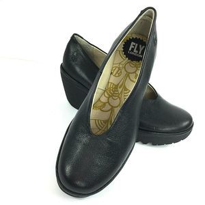 FLY London 7.5 Yaz Leather Wedge Pump Black Mousse